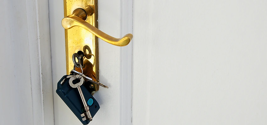 Broken Door Key Extraction in Madera, CA